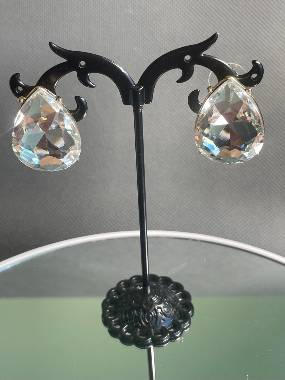 Teardrop Crystal Statement Earrings in Clear 1”